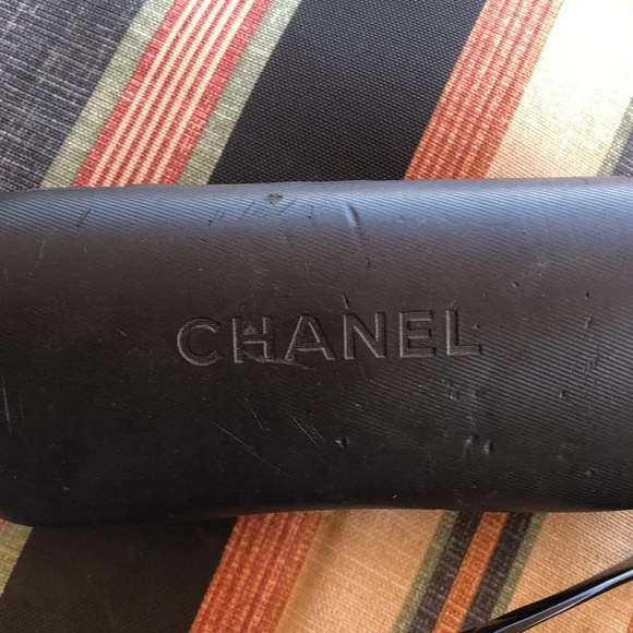 Chanel glasses scratched lens authentic see description - Picture 12 of 15